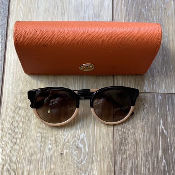 Tory Burch Accessories - Tory Burch sunglasses